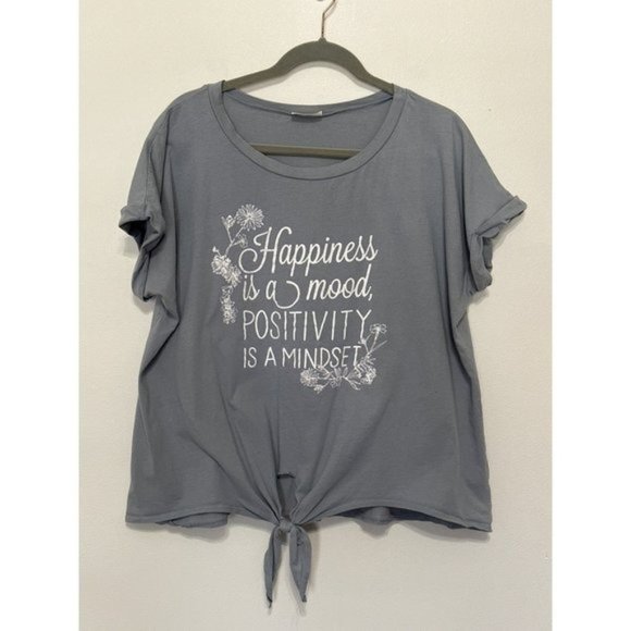 Free Kisses Short Sleeve Tie Front Crop Top Size 1X - Picture 1 of 5